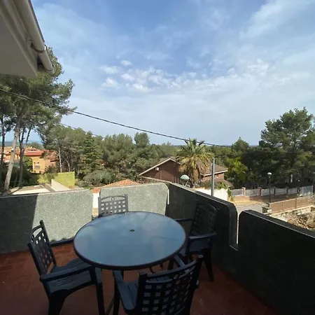 Chalet cerca a la playa con jardín y barbacoa Tarragona Exterior foto
