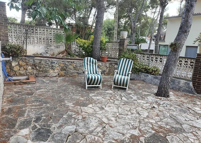 Chalet Cerca A La Playa Con Jardin Y Barbacoa