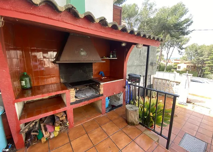 Chalet Cerca A La Playa Con Jardin Y Barbacoa